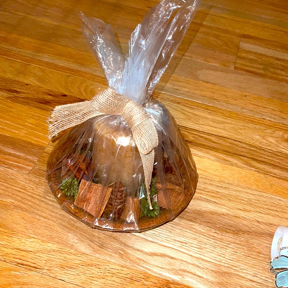 An autumn candle set